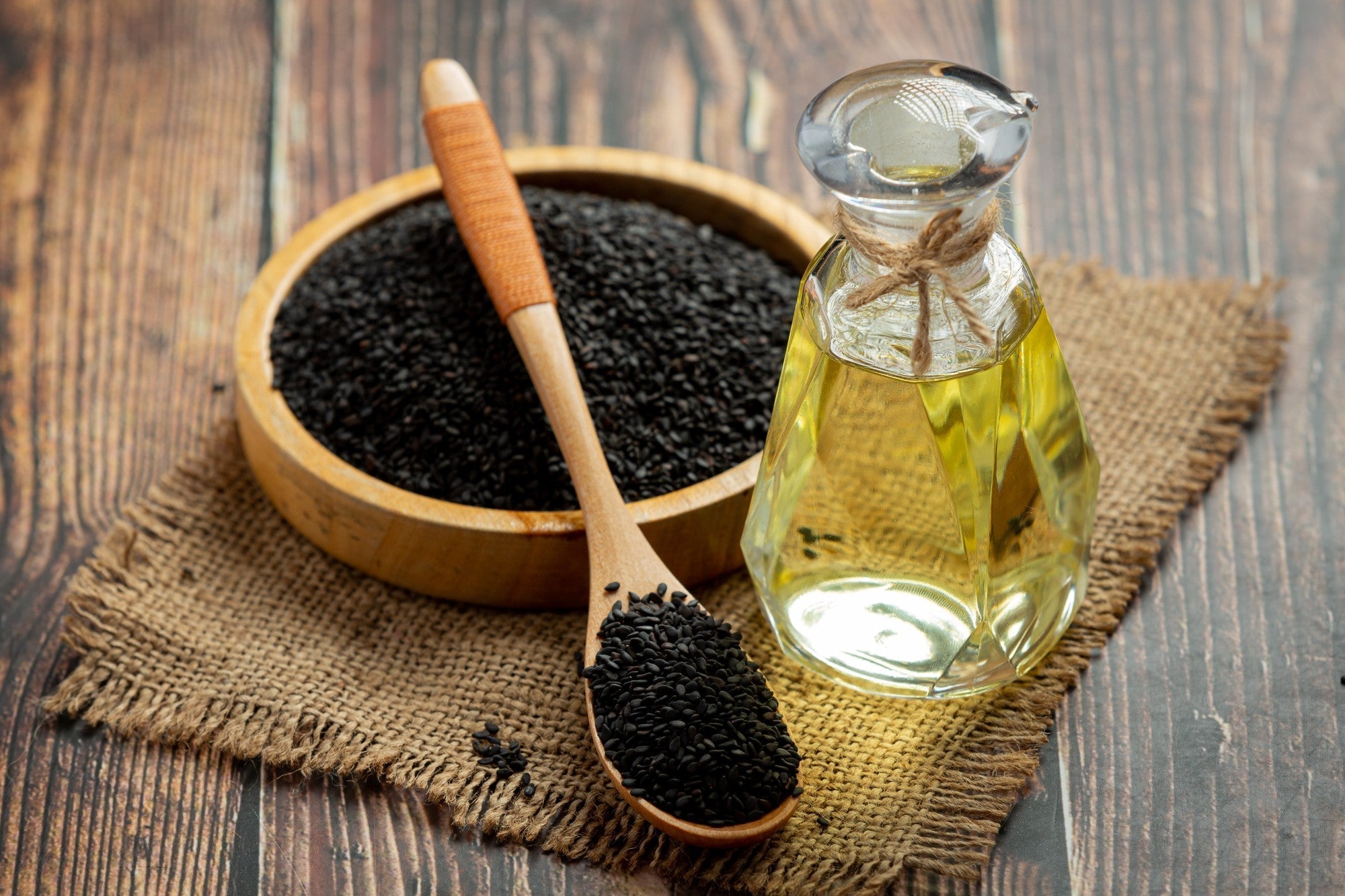 Black seed oil and how it helps with weight management
